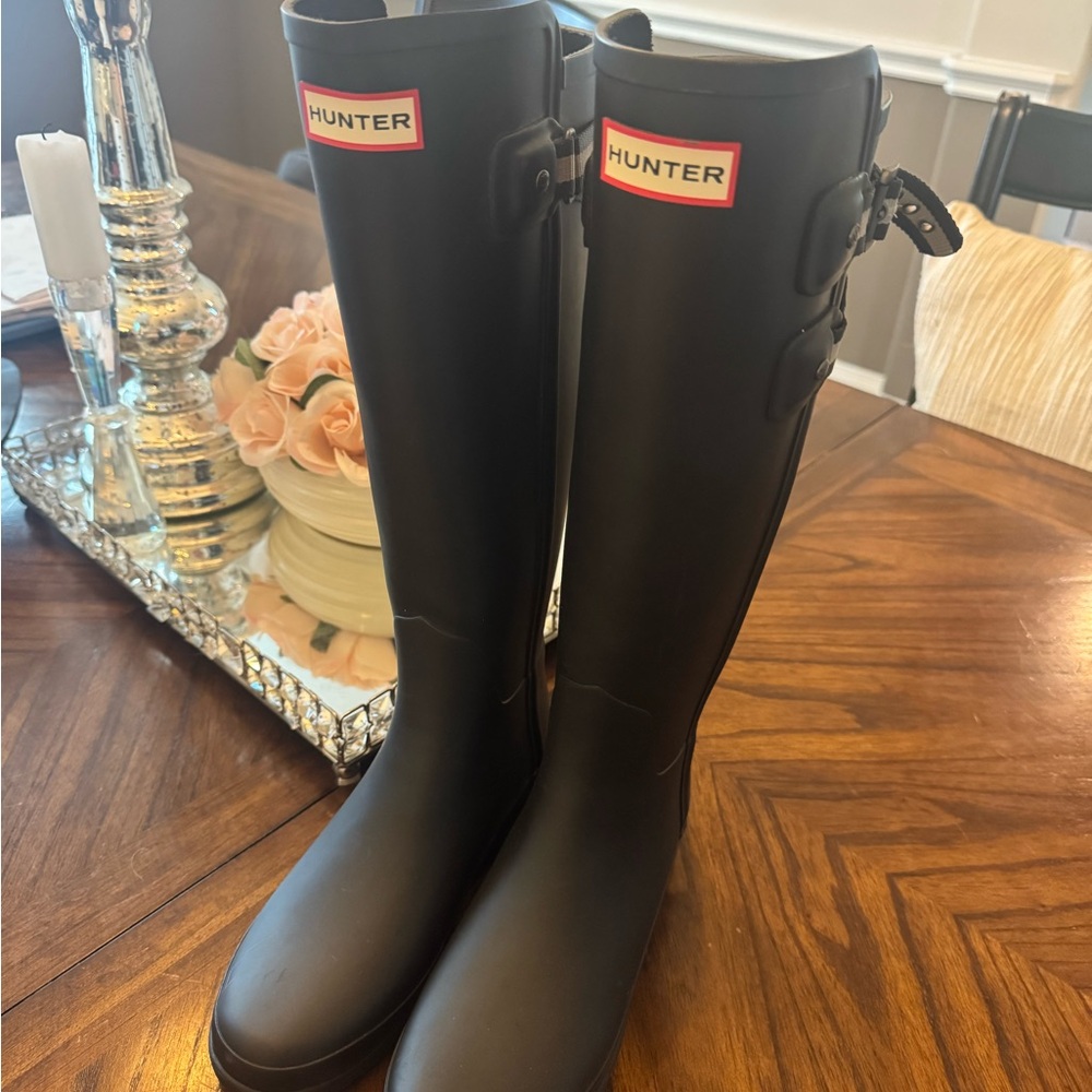 Hunter Women's Classic Black Rain Boots